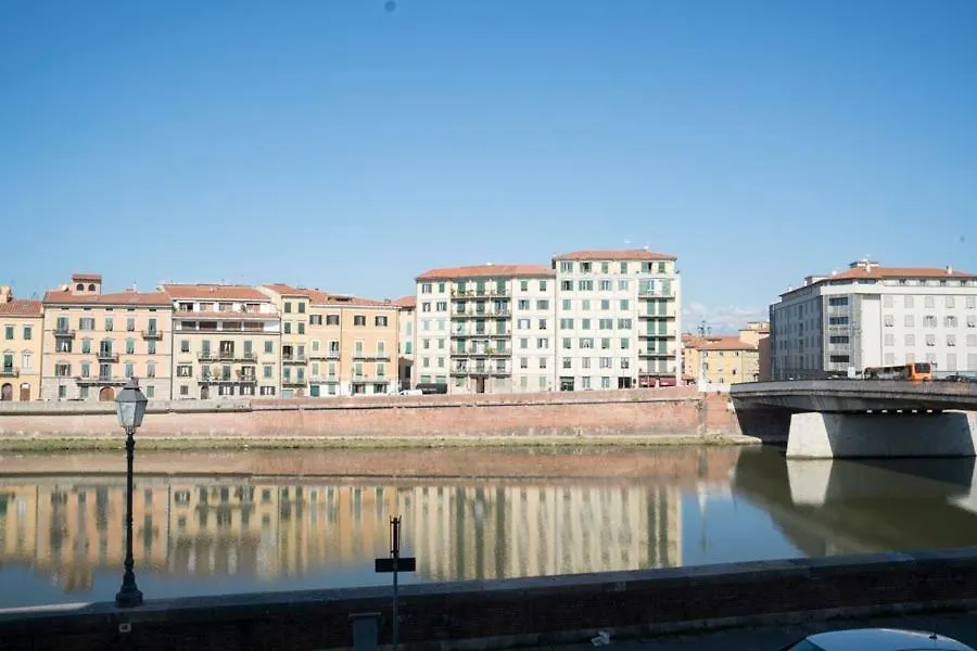 Luxory Suite Su Lungarno Pisa 0*,  Italy